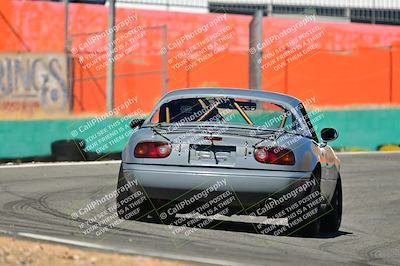 media/Oct-18-2025-Extreme Speed (Sat) [[d6d7e1fef1]]/Group 3 Purple/Session 2 (Turn 3)/